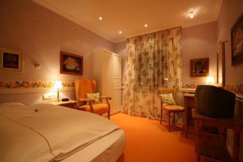 Landhotel Kern Bad Zwesten Bagian luar foto